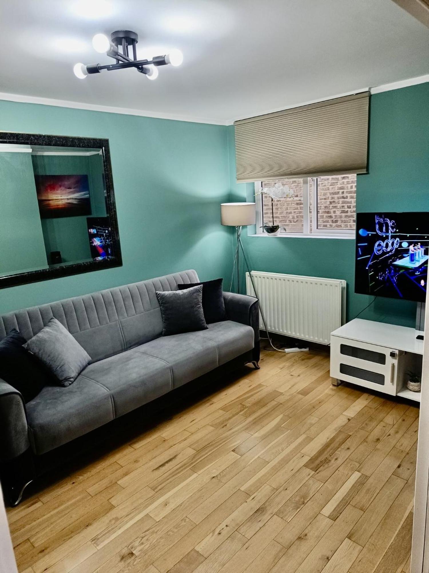 Deluxe Apartment - 1 Min Away From Camden Market And Station Λονδίνο Εξωτερικό φωτογραφία
